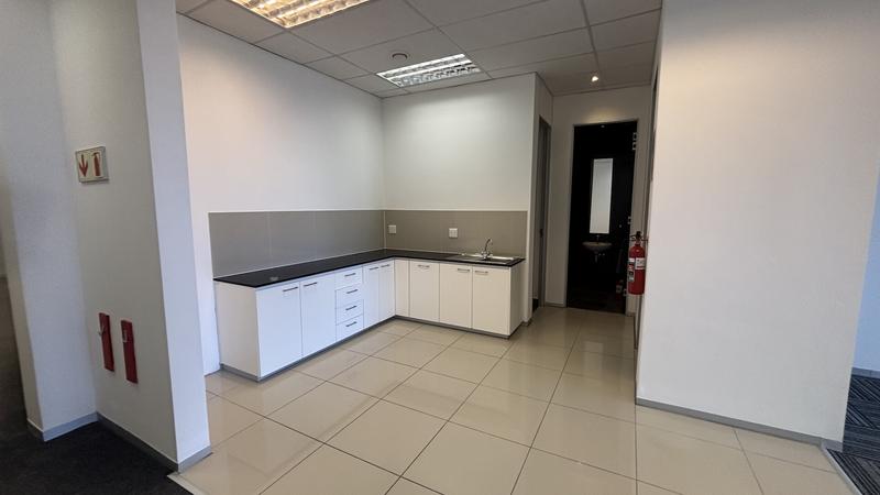 To Let commercial Property for Rent in Woodstock Western Cape